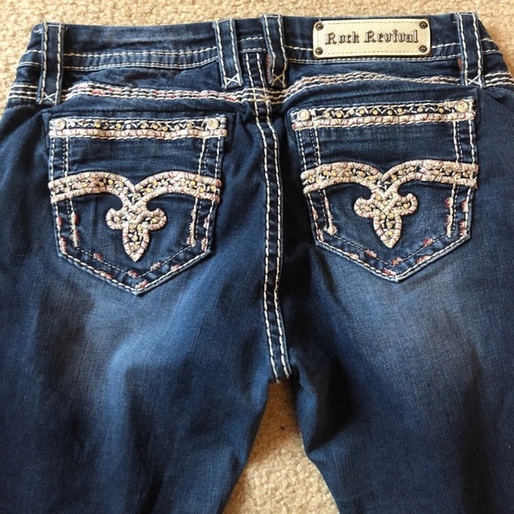 Rock Revival Jeans - Picture 1 of 3